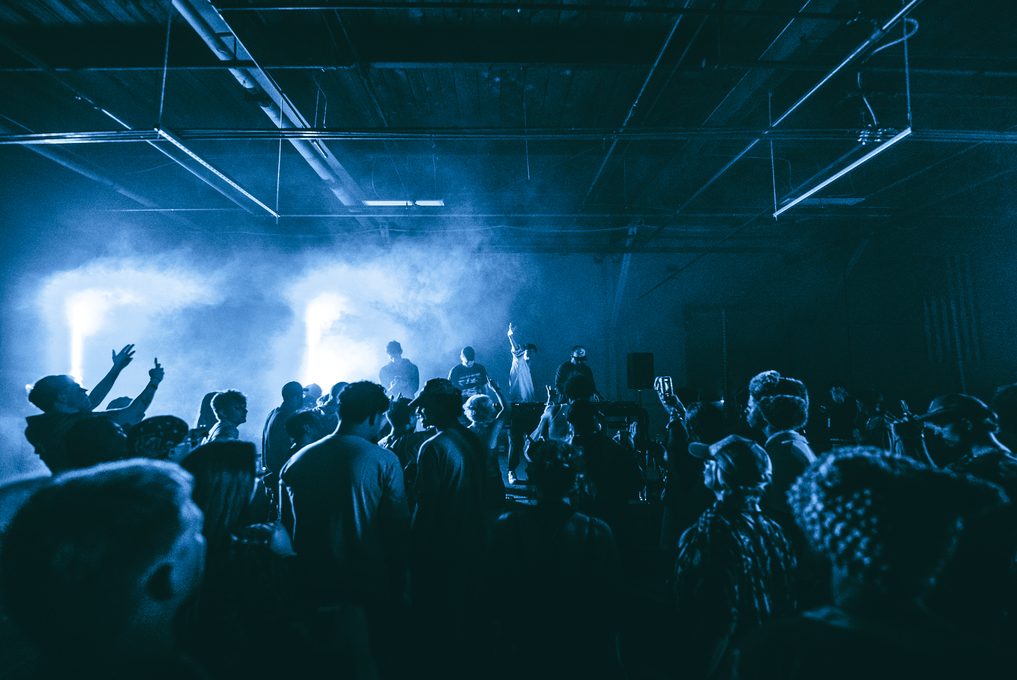 Club 411 crowd — chop shop