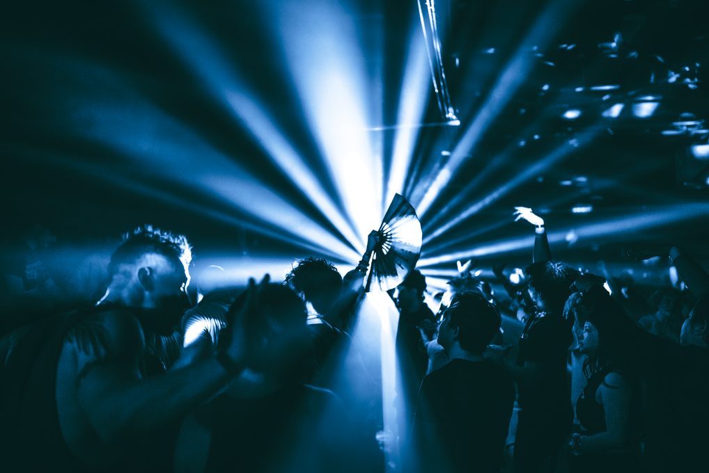 Club 411 crowd — chop shop